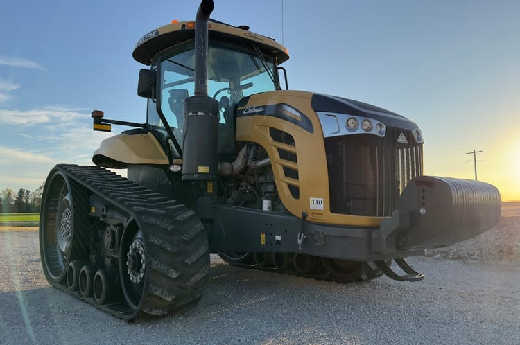 2015 CHALLENGER MT775E TRACTOR