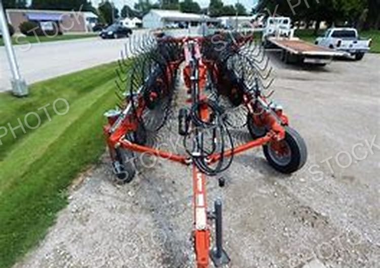 2023 RHINO RDF18 60″ Wheel Rake