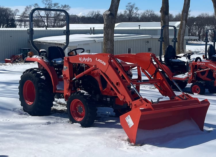 2023 KUBOTA L3302HST TRACTOR