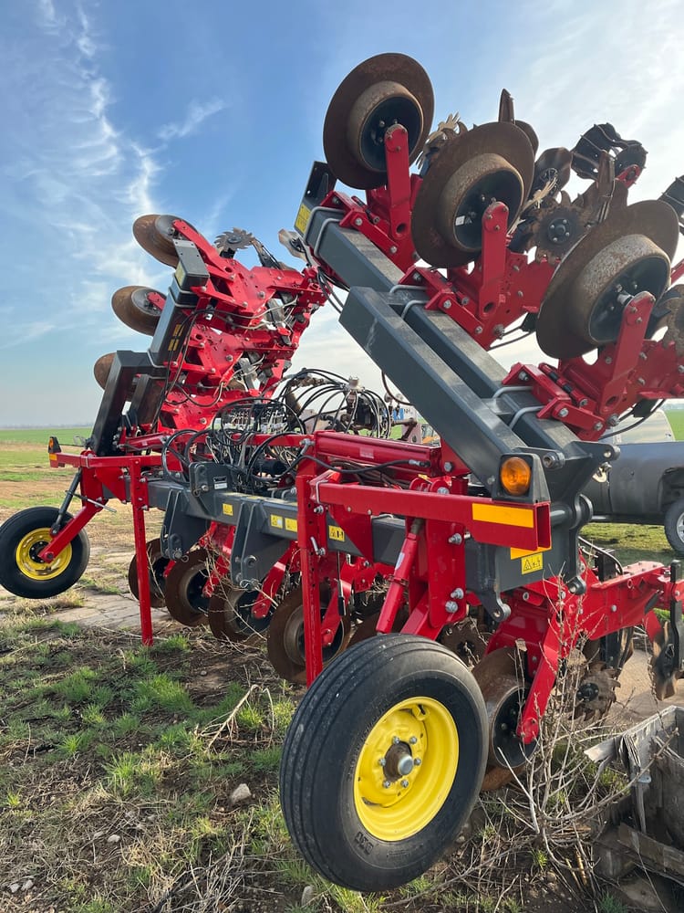 2019 SUNFLOWER 7630 STRIP TILL