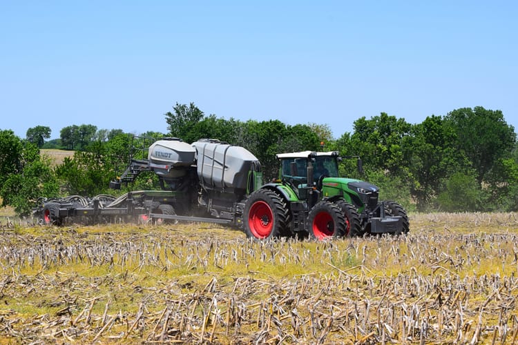 LDI Demo Day with Jeff Heim and the Fendt 939 and Momentum Planter Duo!