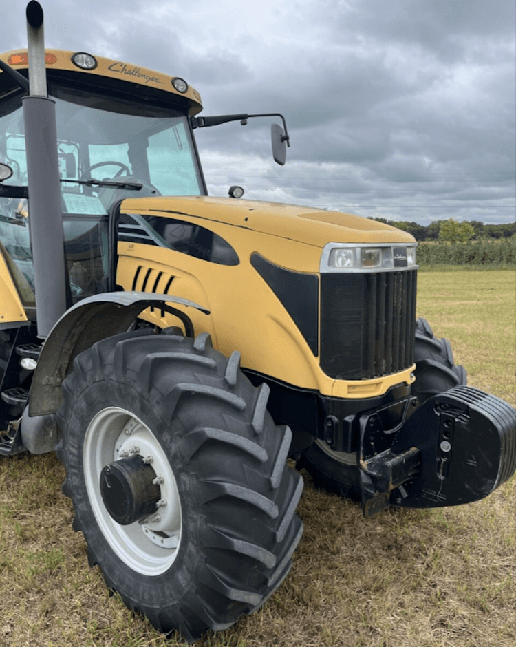 2008 CHALLENGER MT555B TRACTOR