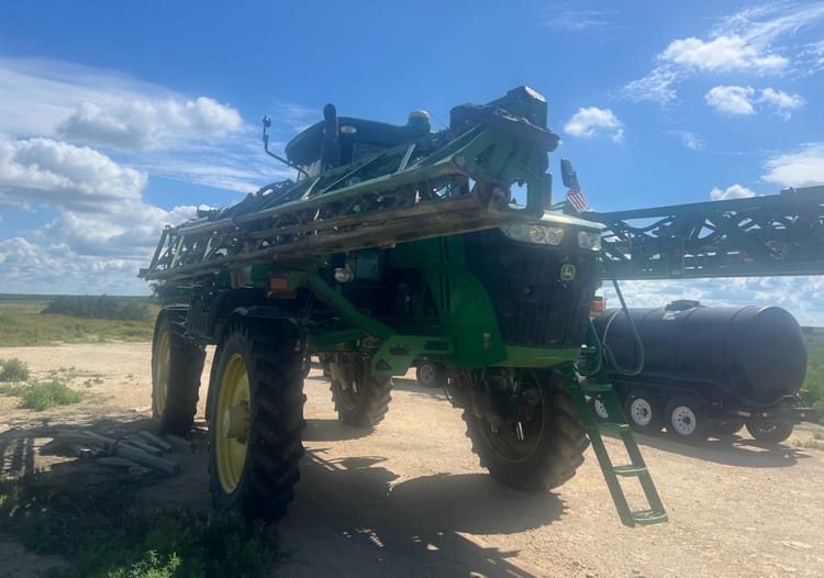 2014 JOHN DEERE R4038 SPRAYER