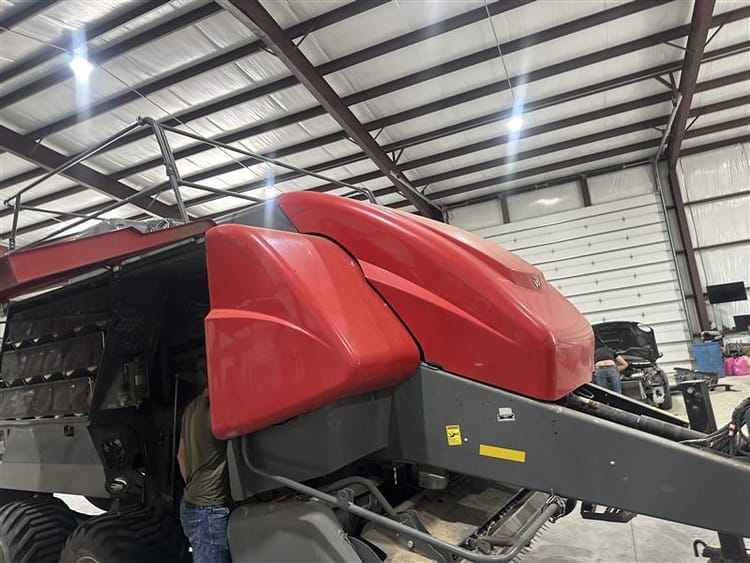 2018 MF 2290 SQUARE BALER