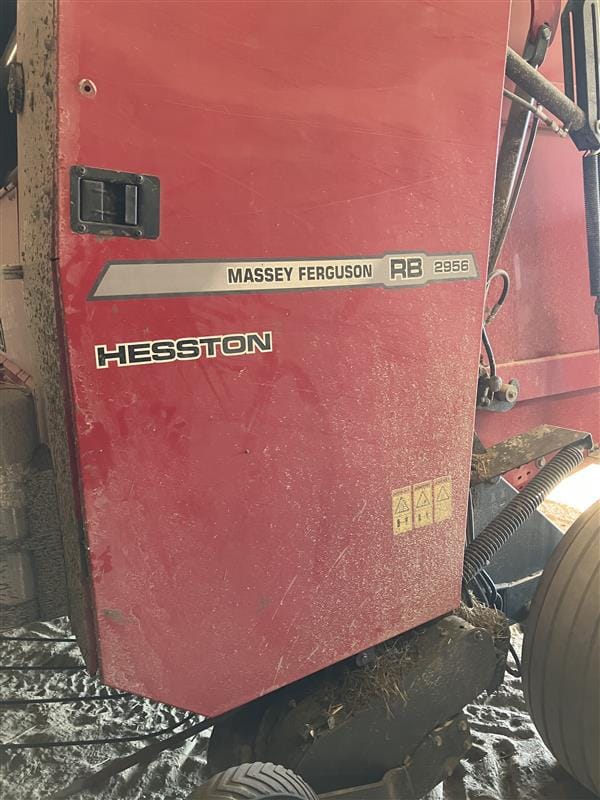 2023 MF 2956A ROUND BALER