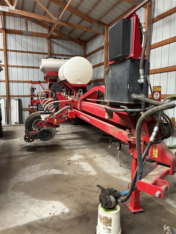 2014 WT 9812 PLANTER