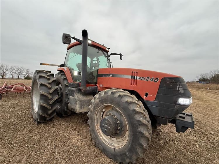 2001 CASE IH MX240 TRACTOR
