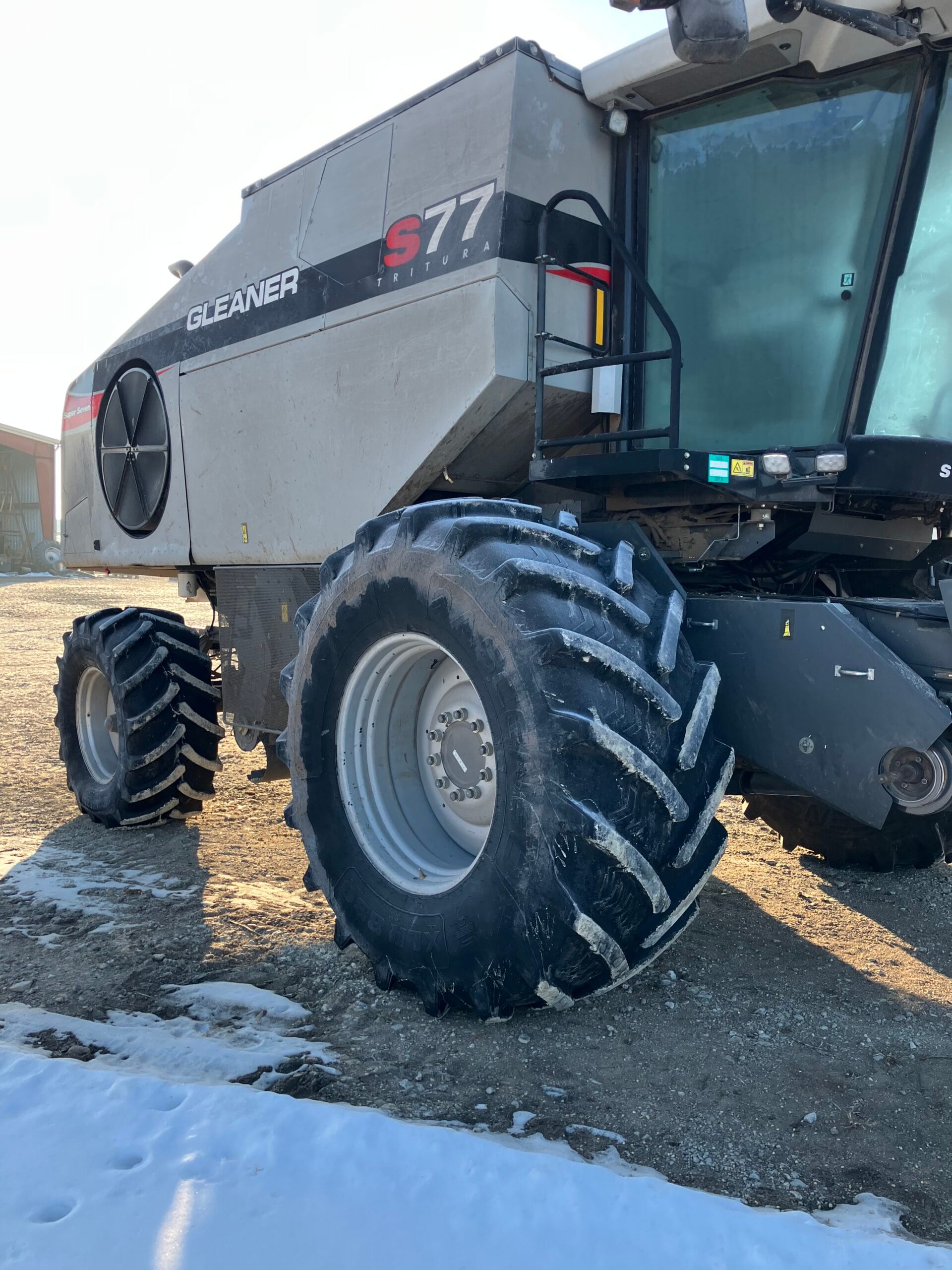 2013 GLEANER S77 COMBINE