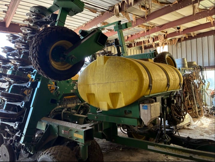 2011 JOHN DEERE 1990CCS AIR SEEDER