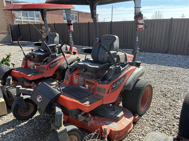 2024 KUBOTA ZD1211 LAWNMOWER