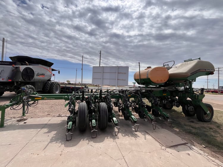 2023 GREAT PLAINS PL5700 PLANTER