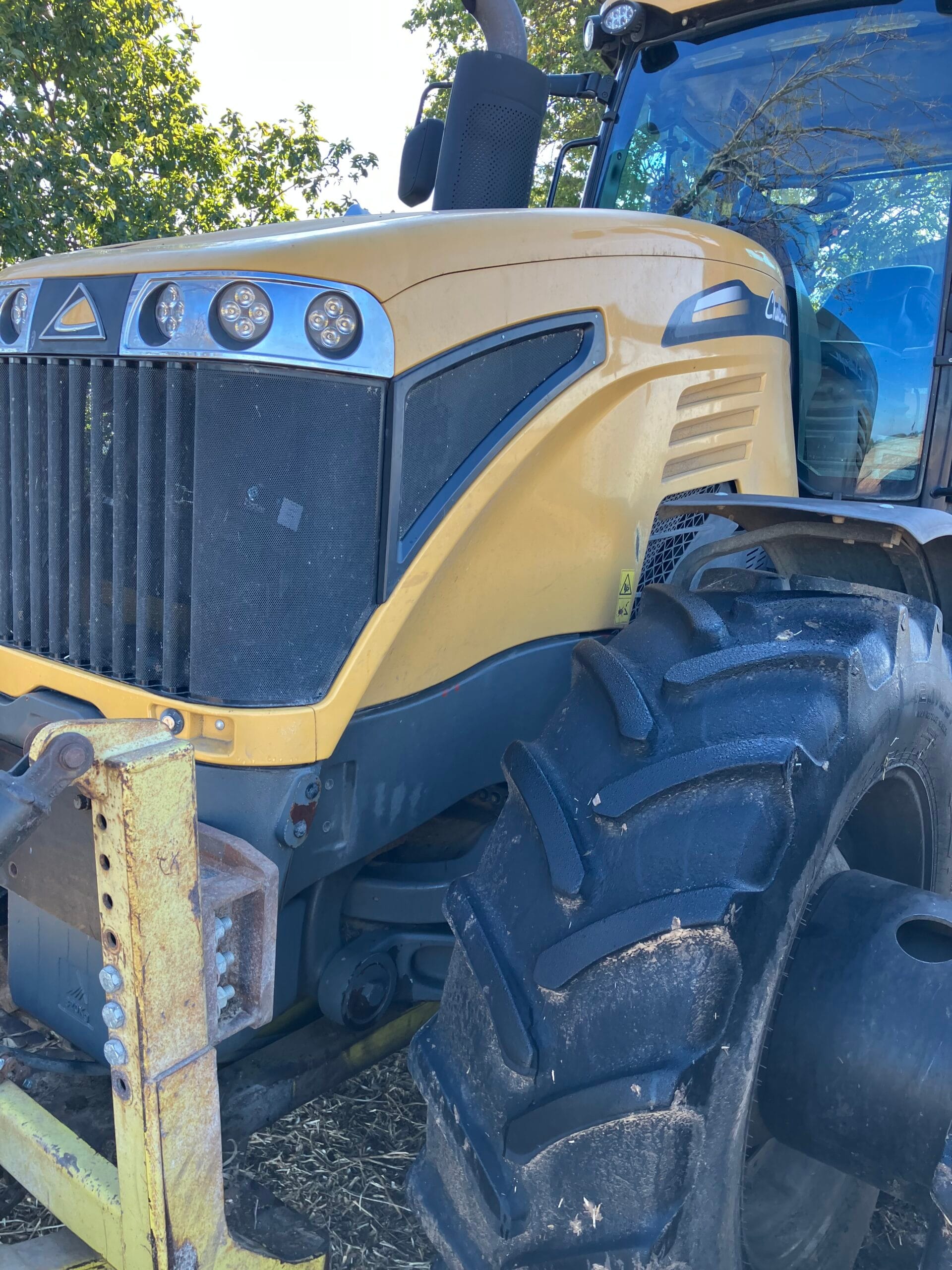 2016 CHALLENGER MT655E TRACTOR