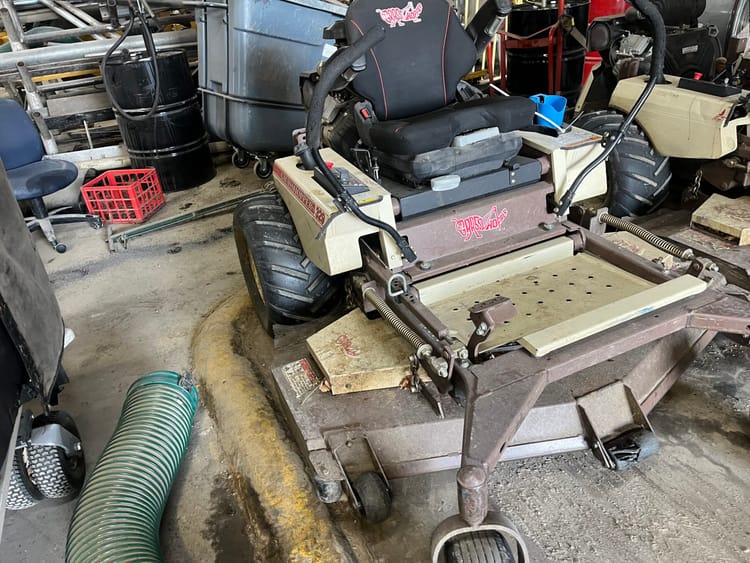 2019 GRASSHOPPER 329B LAWNMOWER