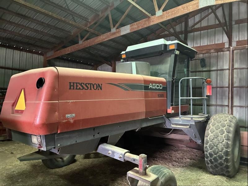 2007 AGCO 9365 WINDROWER