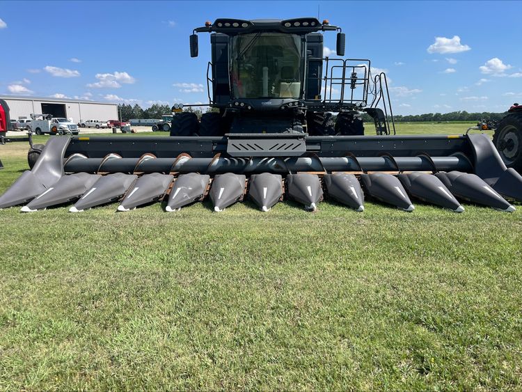 2020 FENDT 3312 CORN HEAD