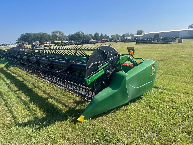 2019 JOHN DEERE 735FD HEADER