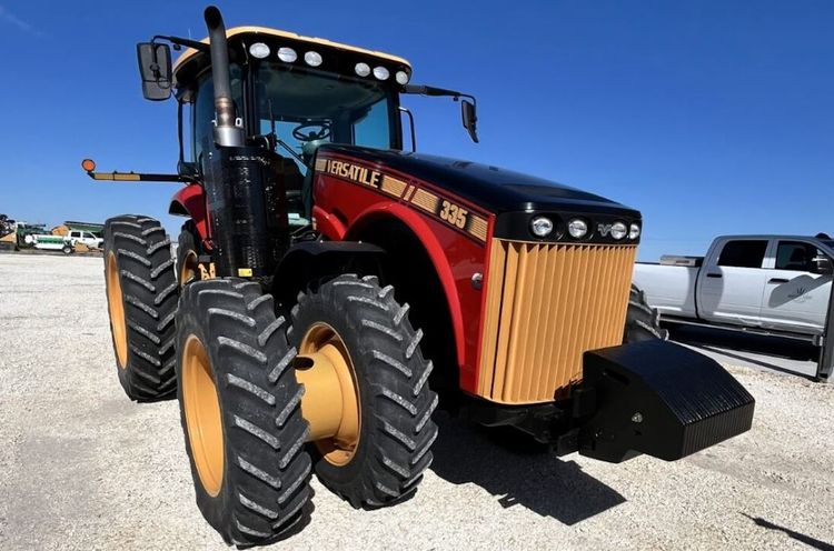 2022 VERSATILE 335 TRACTOR