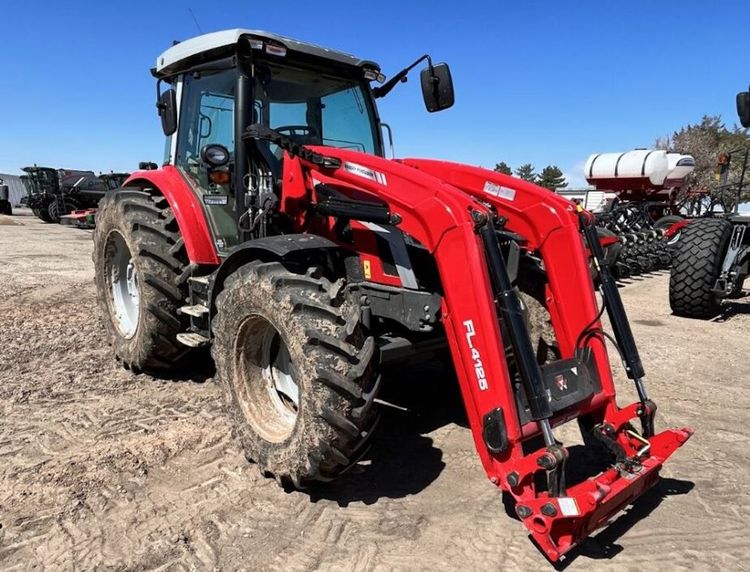 2023 MASSEY FERGUSON 5S.135 TRACTOR