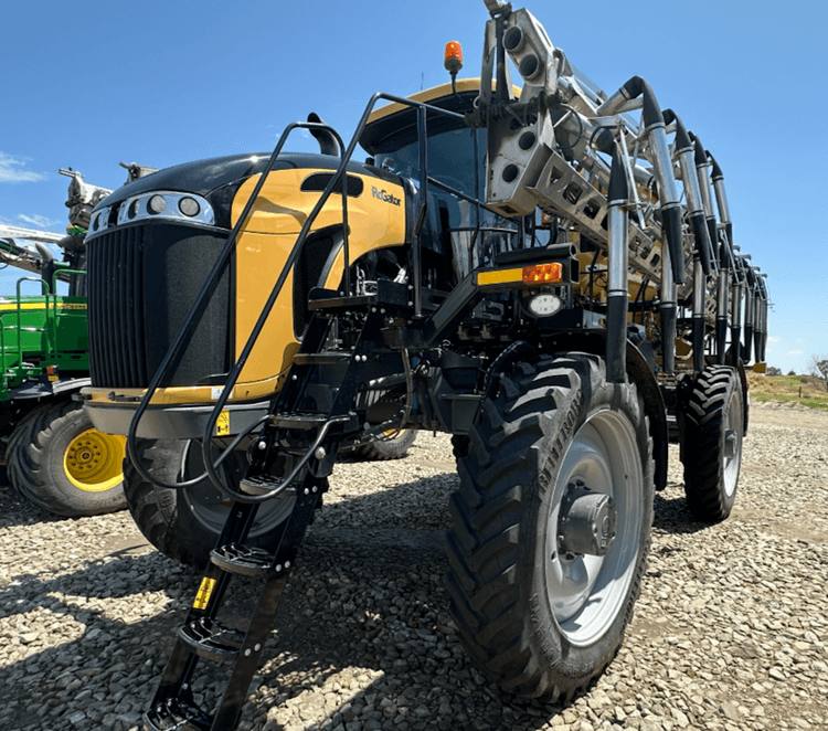 2020 ROGATOR 1300C SPRAYER – R1