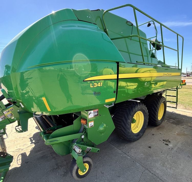 2019 JOHN DEERE L341 SQUARE BALER