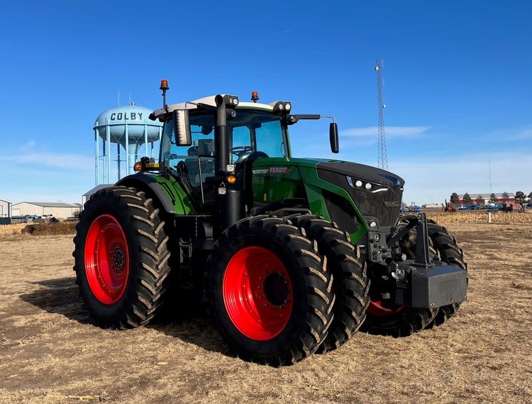 2020 FENDT 933 GEN 6 TRACTOR