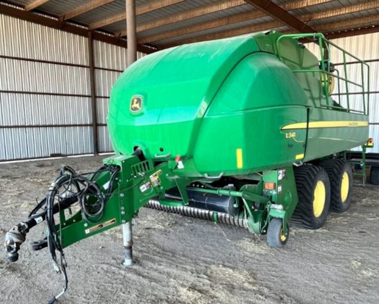 2019 JOHN DEERE L341 SQUARE BALER