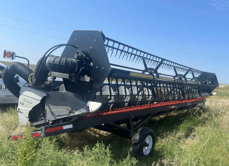 2008 GLEANER 8200-30 HEADER