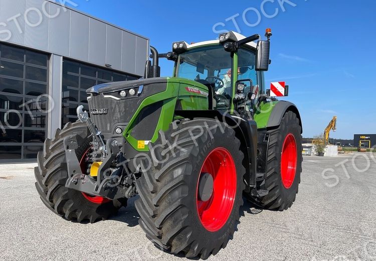 2025 FENDT 942 VARIO TRACTOR