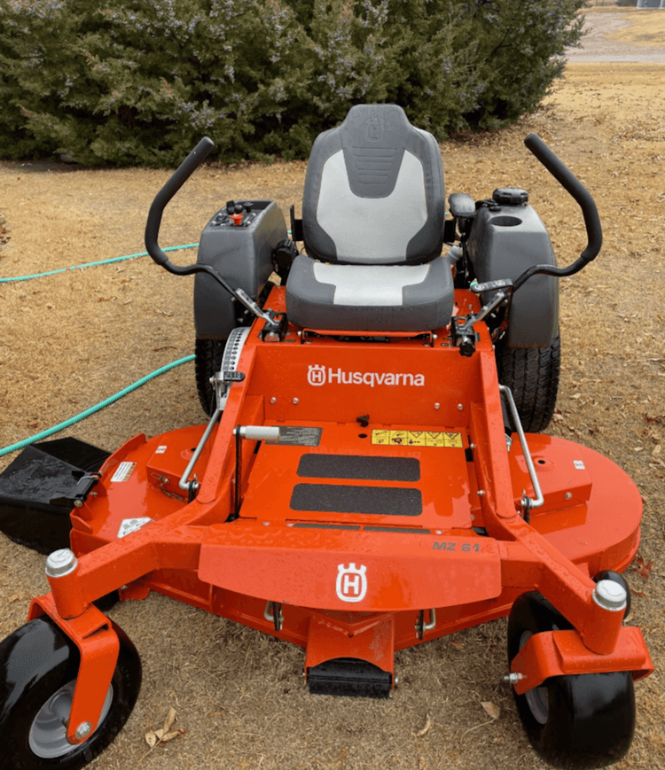 HUSQVARNA MZ61 LAWNMOWER