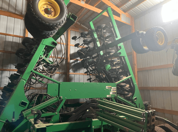 2006 JOHN DEERE 1890 AIR DRILL