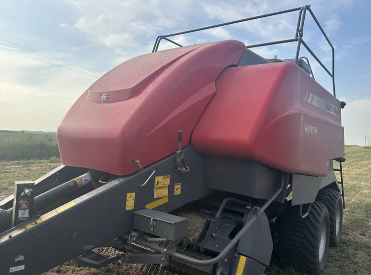 2022 MASSEY FERGUSON 2290 SQUARE BALER