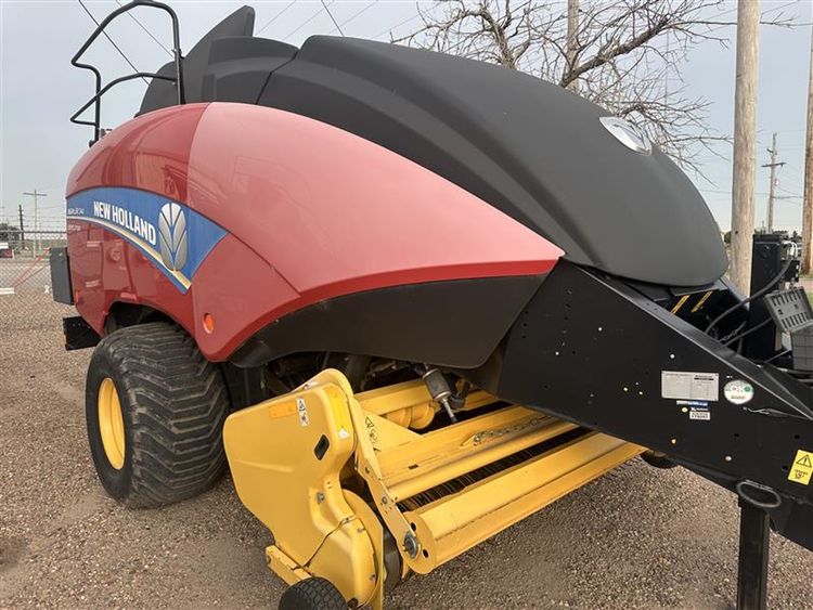 2016 NEW HOLLAND BIG BALER 340 SQUARE BALER