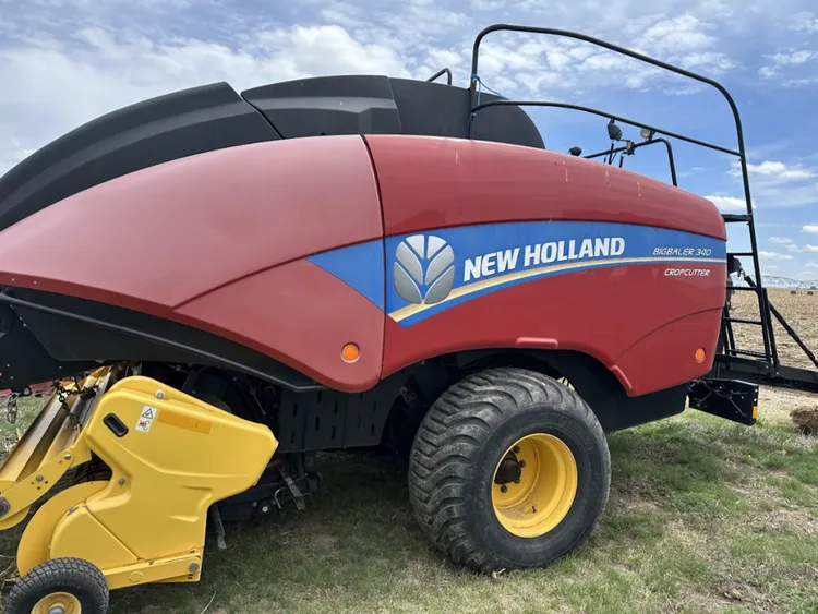 2016 NEW HOLLAND BIG BALER 340 SQUARE BALER