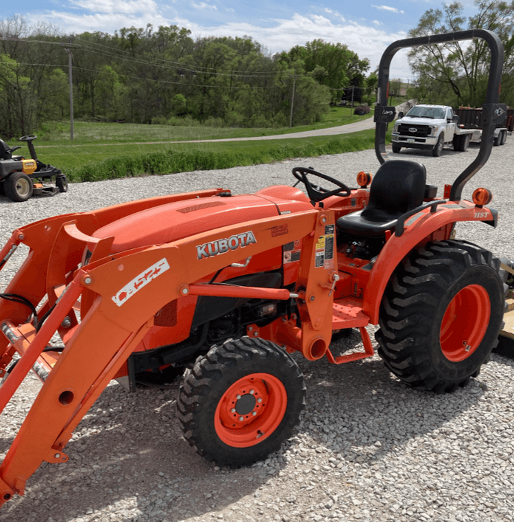2016 KUBOTA L3901HST TRACTOR