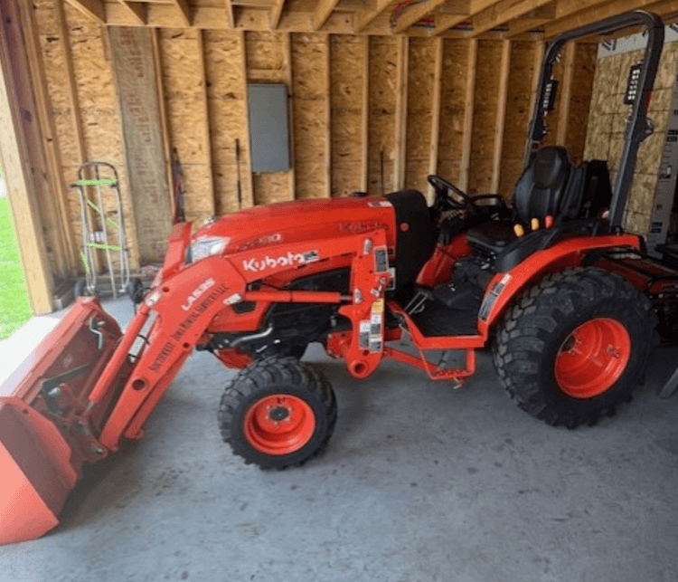 2021 KUBOTA LX2610HSD TRACTOR