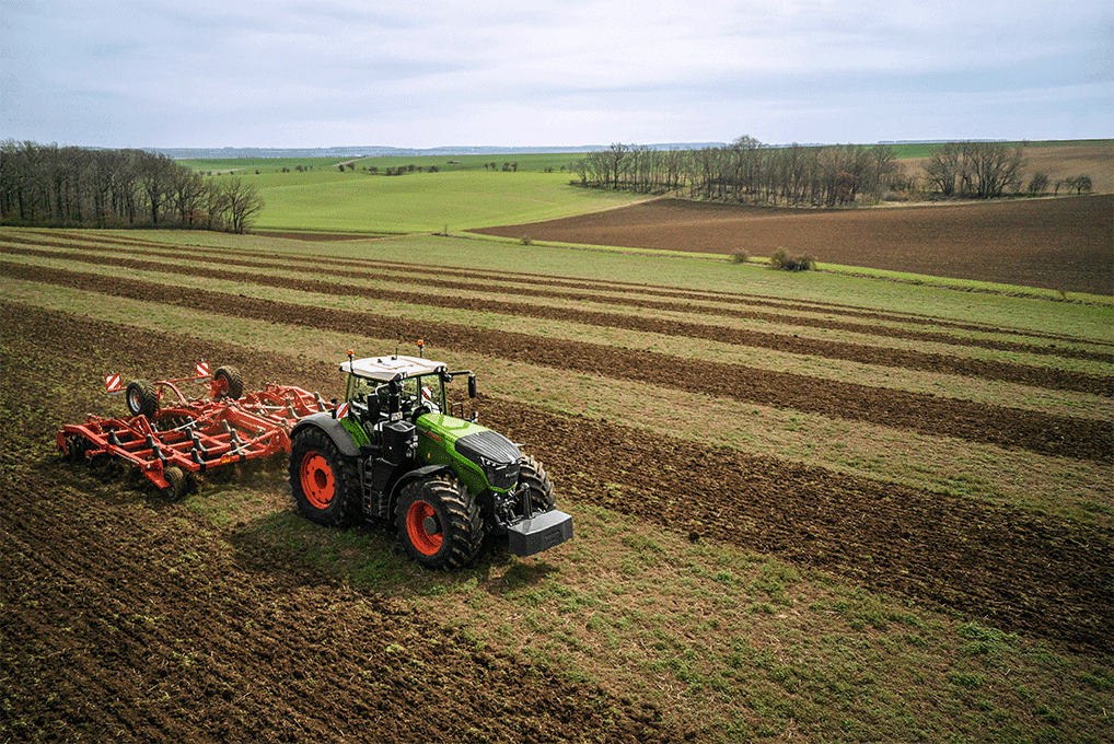 Fendt 1000 Vario TRACTOR Image