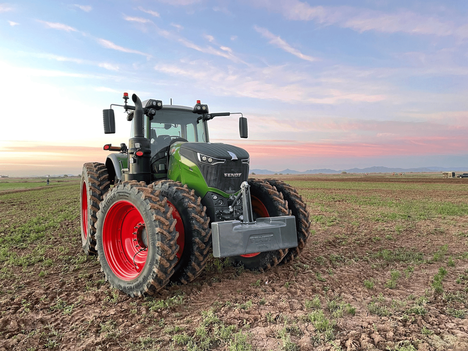Fendt 1000 Vario TRACTOR Image