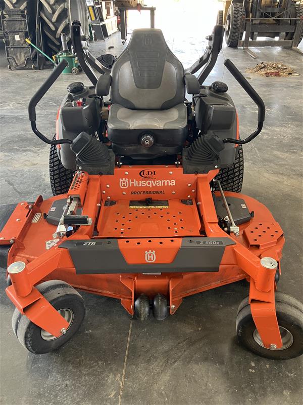 2016 HUSTLER SUPER Z HD 72RD LAWNMOWER - KS and IA Ag